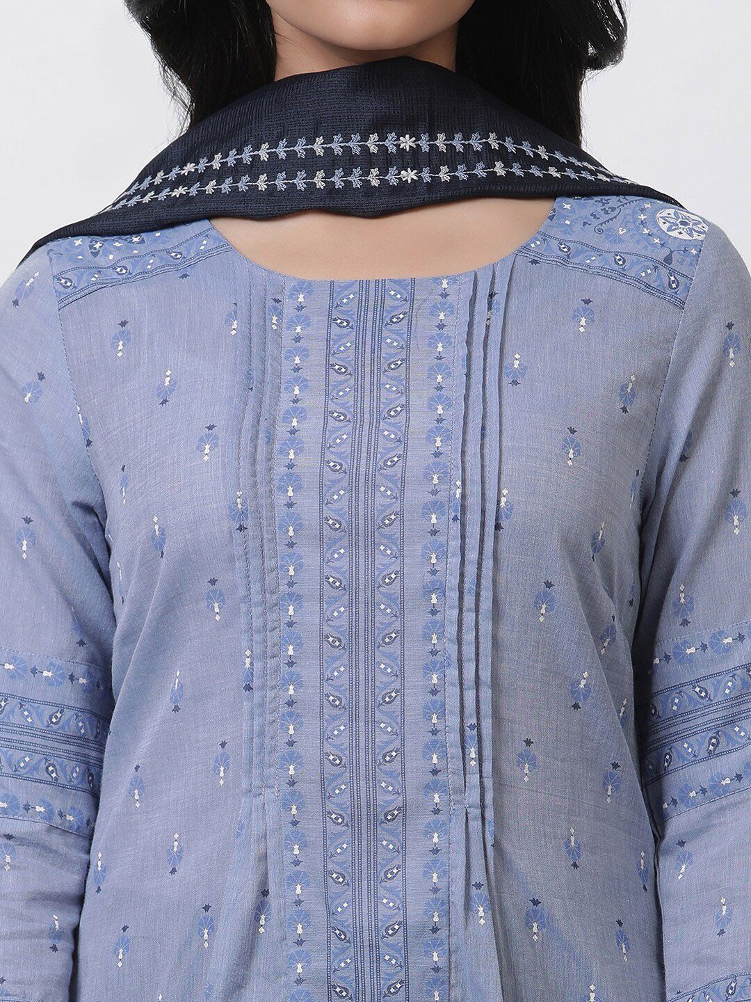 W Floral Embroidered Regular Thread Work Pure Cotton Kurta With Dupatta
