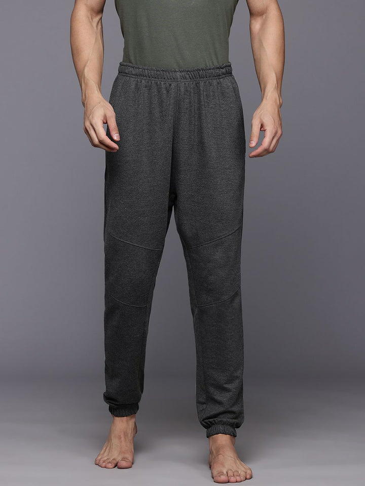 HRX by Hrithik Roshan Men Mid-Rise Regular Fit Yoga Joggers