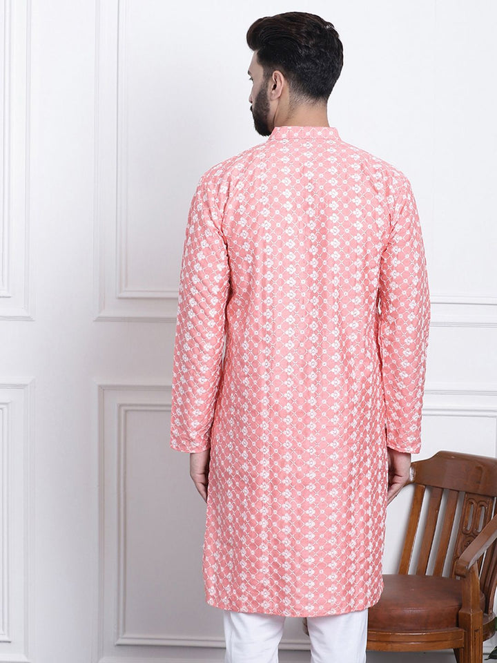 SOJANYA Kurta Bersulam Berwarna Peach & Putih Lelaki