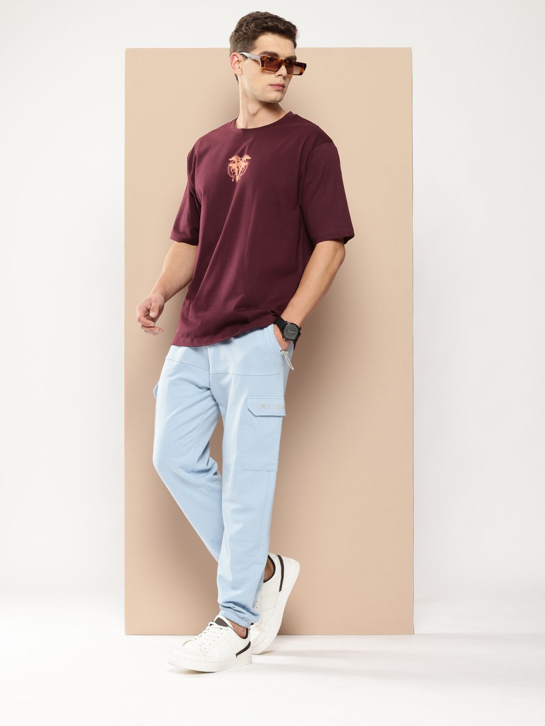 Difference of Opinion Men Graphic Printed Oversized T-shirt