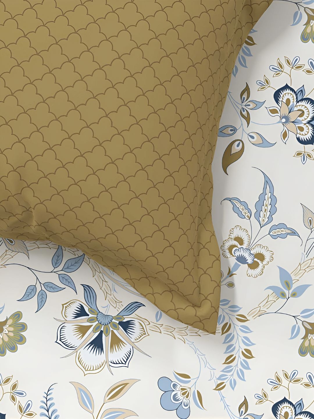 MYTRIDENT Doris Meadow Powder Flat 144TC Queen Cotton 1 Bedsheet with 2 Pillow Covers