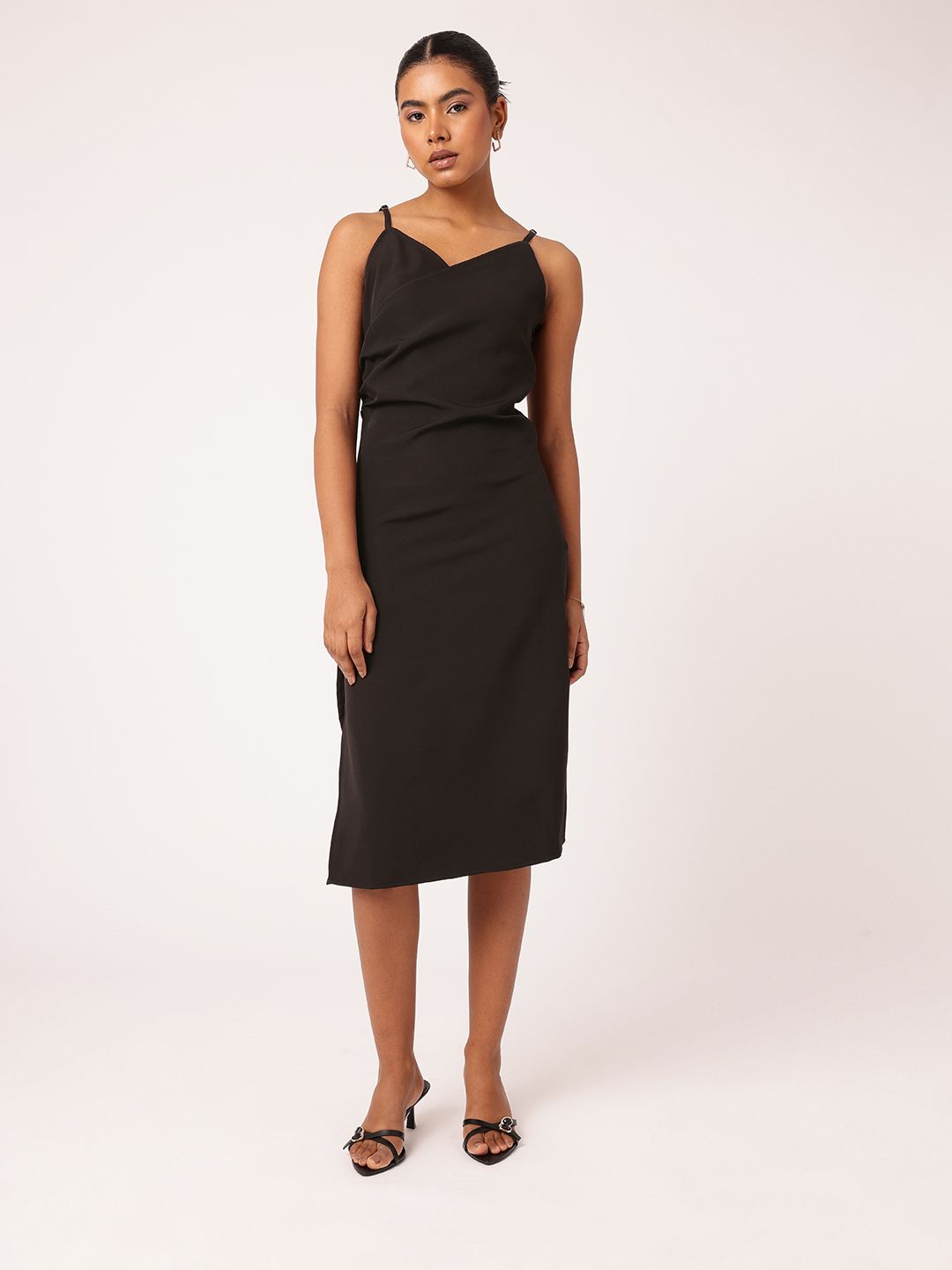 DressBerry Grunge Chic Ruched Side High Slit Sheath Midi Dress