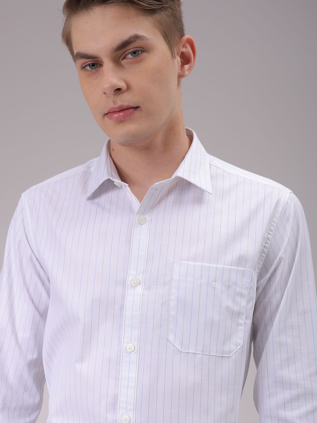 The Indian Garage Co. X Luxe Men Cutaway Collar Vertical Striped Slim Fit Formal Shirt