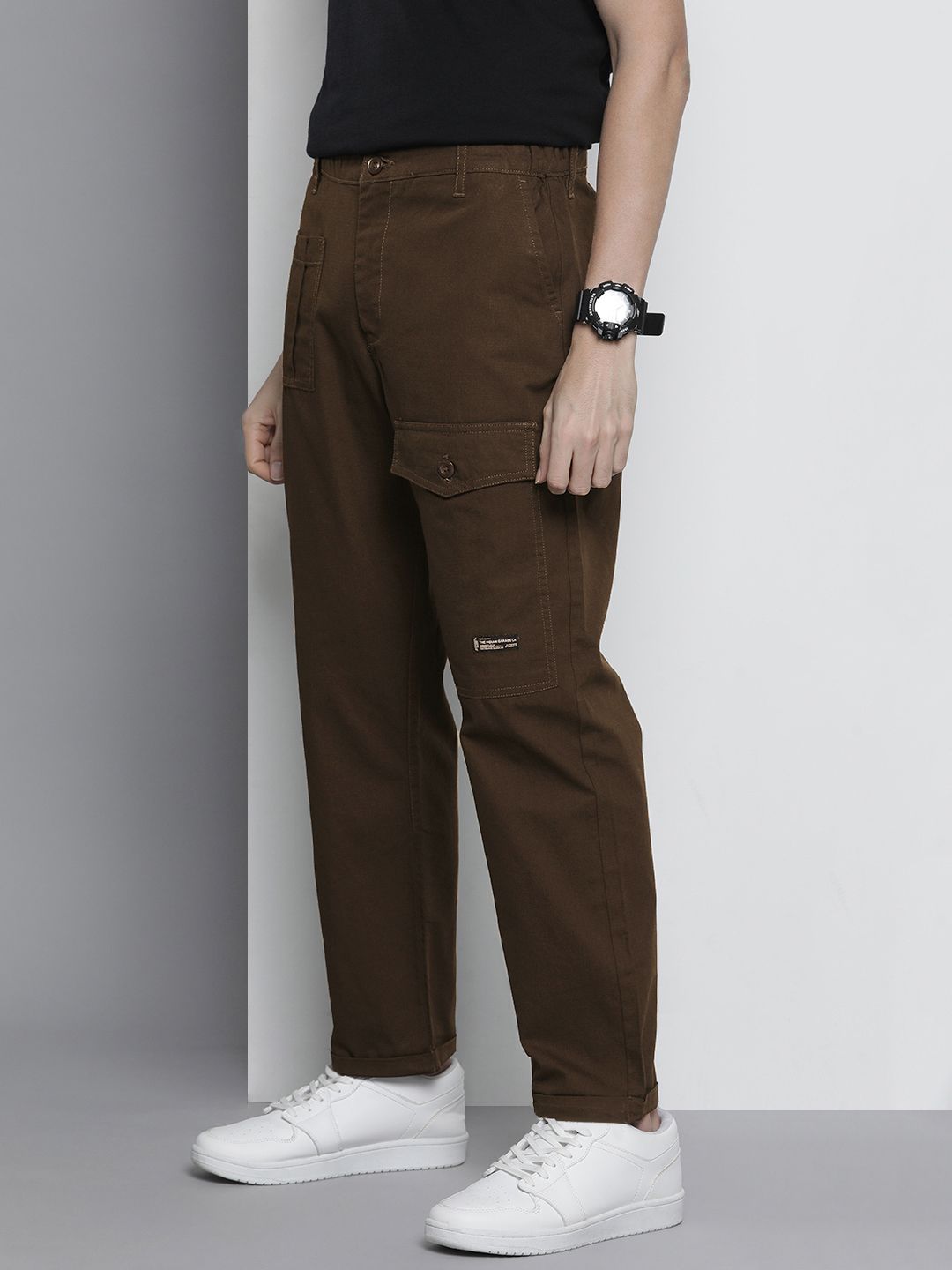 The Indian Garage Co Men Relaxed Fit Ripstop Cargo Trousers