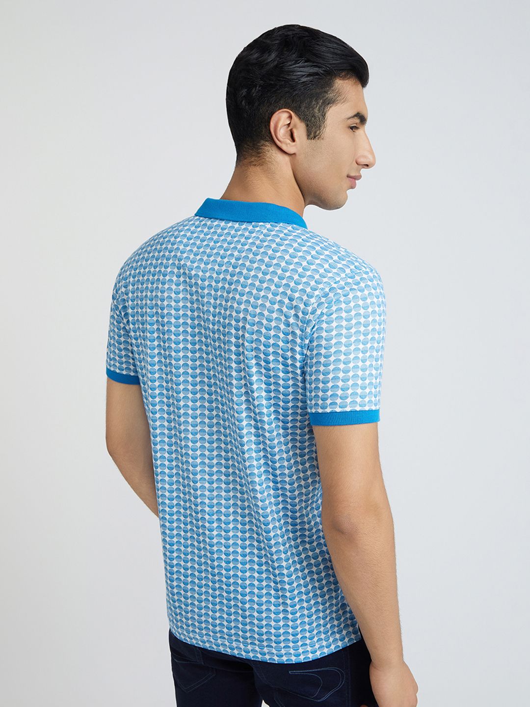 Park Avenue Men Geometric Print Polo Collar Slim Fit T-shirt