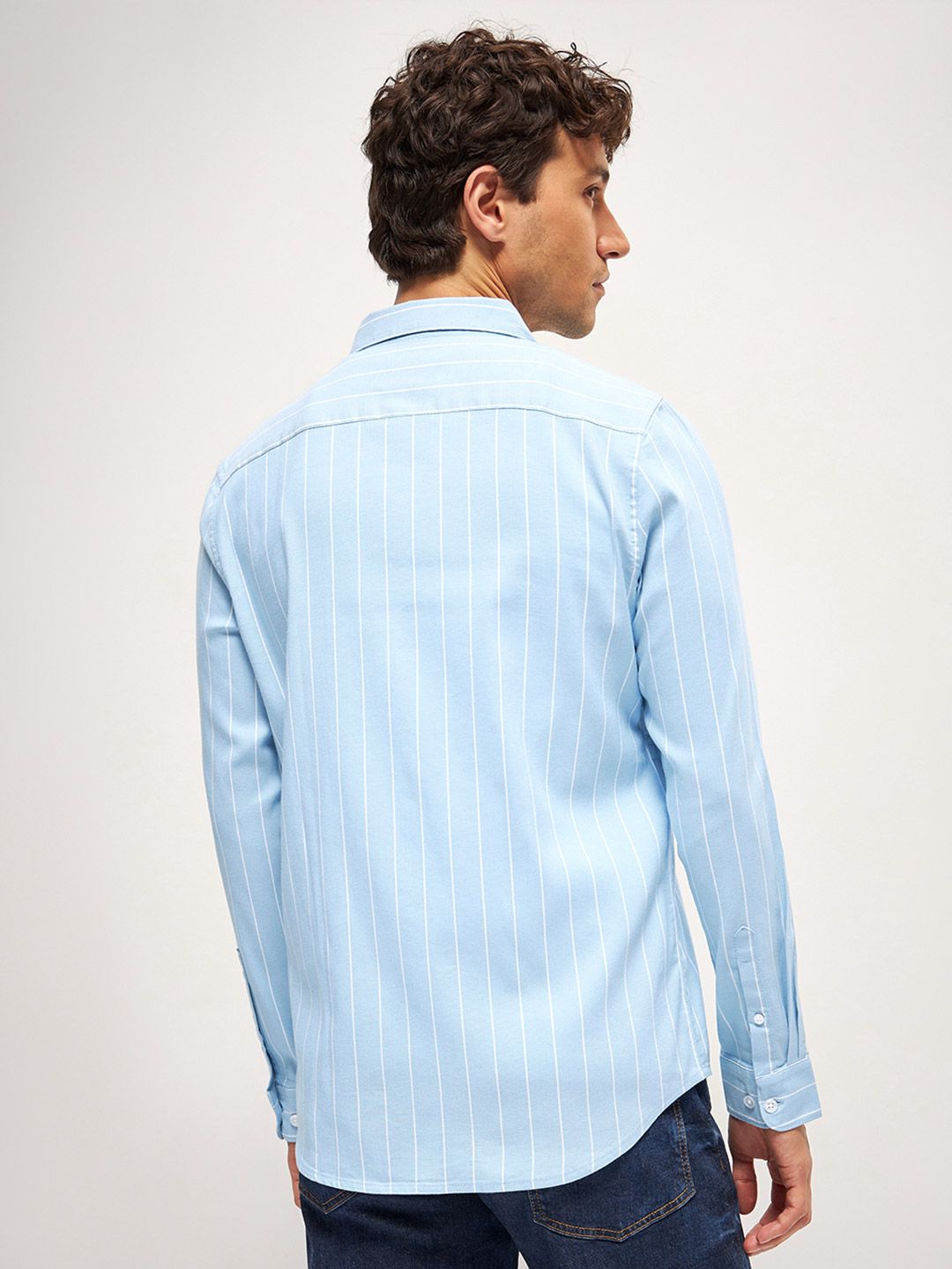 THE BEAR HOUSE Men Slim Fit Opaque Striped Casual Shirt