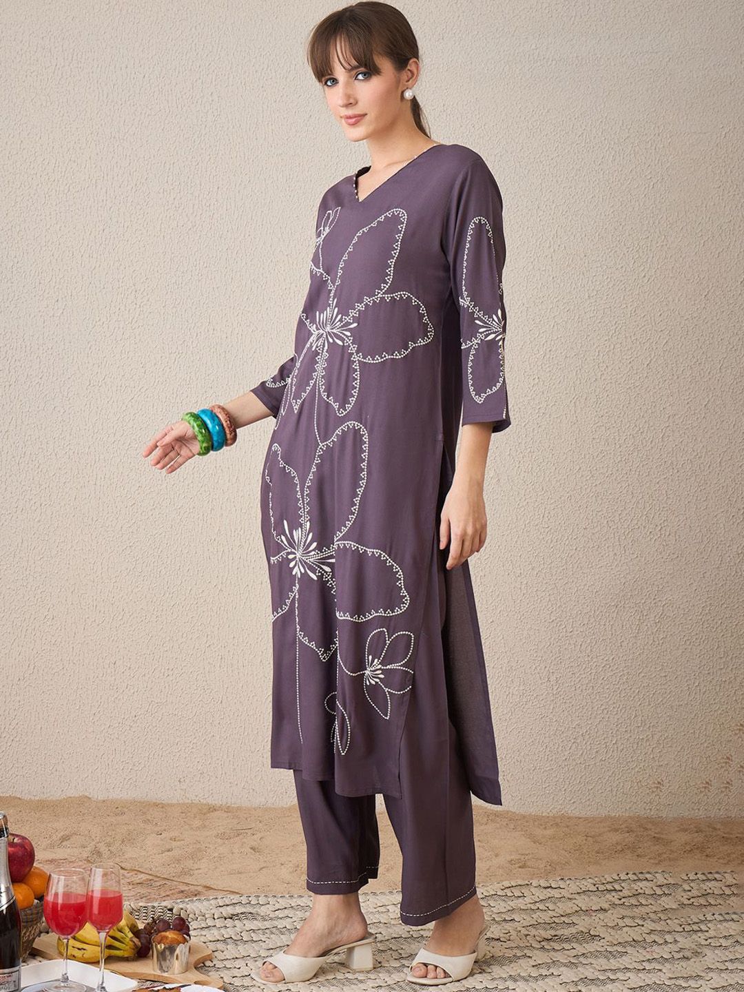 Indo Era Women Floral Embroidered Regular Thread Work Kurta with Palazzos