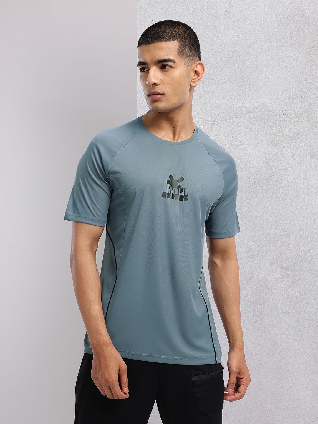 HRX by Hrithik Roshan Brand Logo Printed Raglan Sleeves Rapid-Dry Training T-shirt