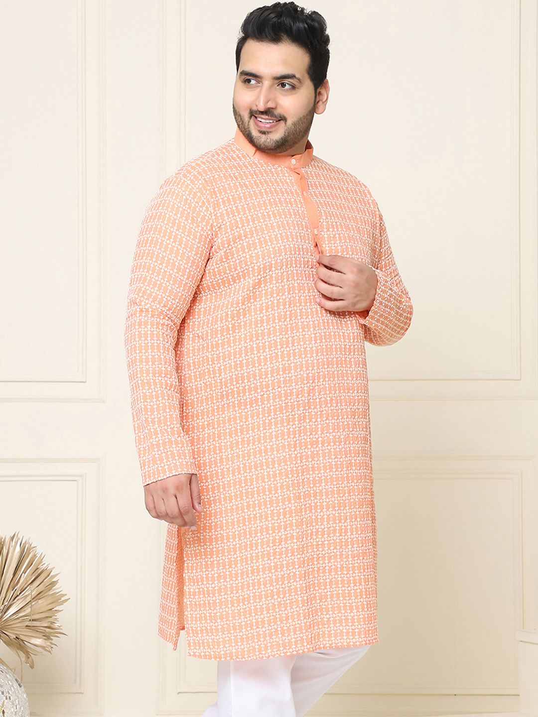 SOJANYA PLUS Embroidered Cotton Kurta