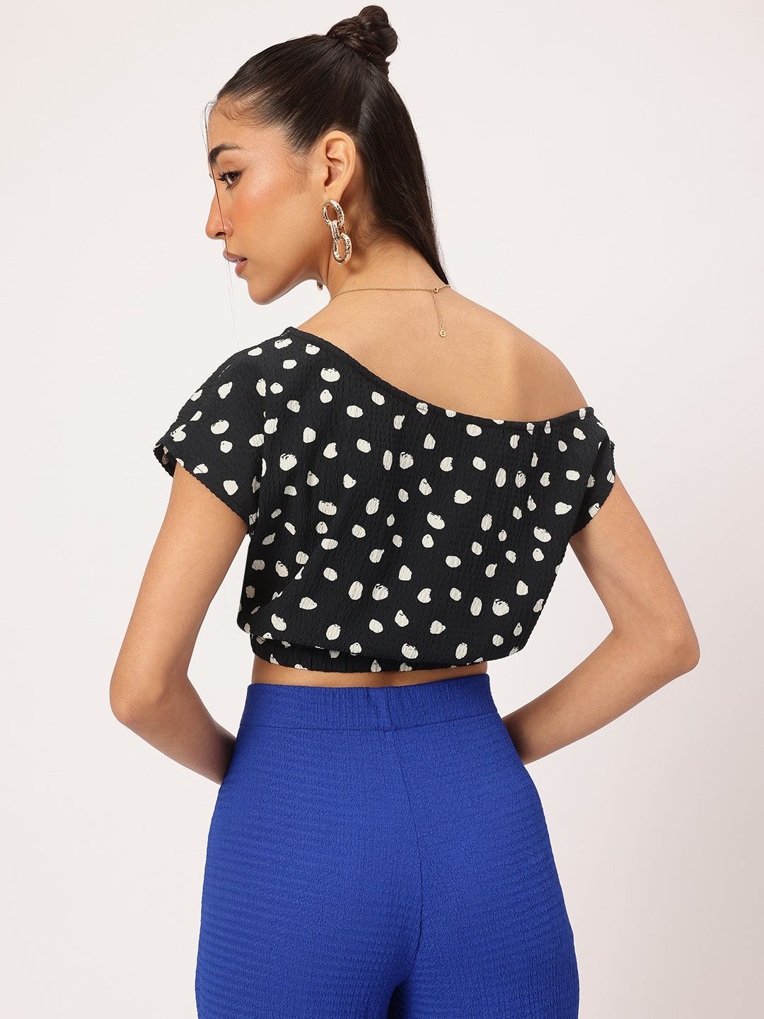 DressBerry Printed One-Shoulder Crop Top