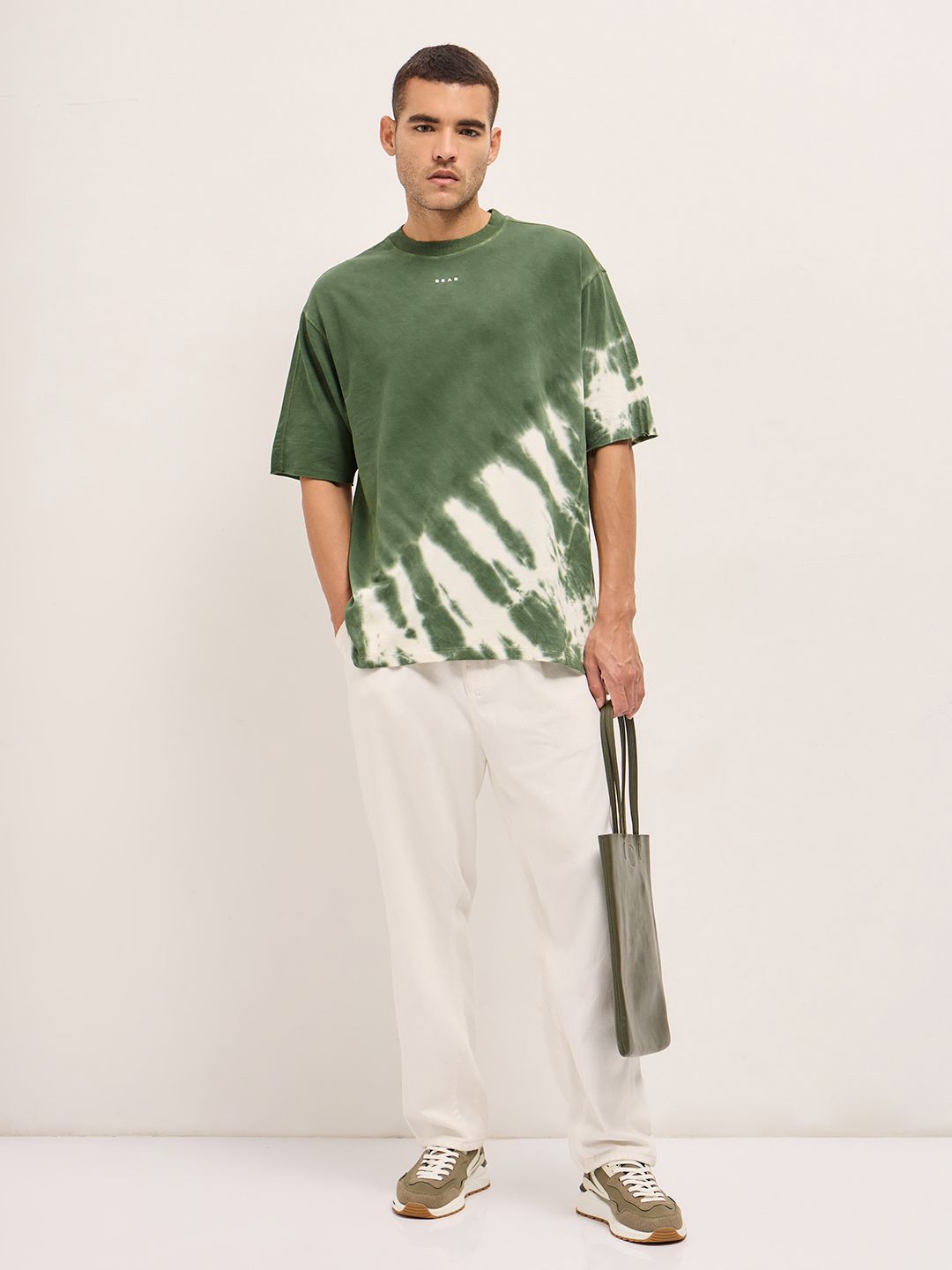 THE BEAR HOUSE Men Dyed Round Neck Cotton Oversized T-shirt