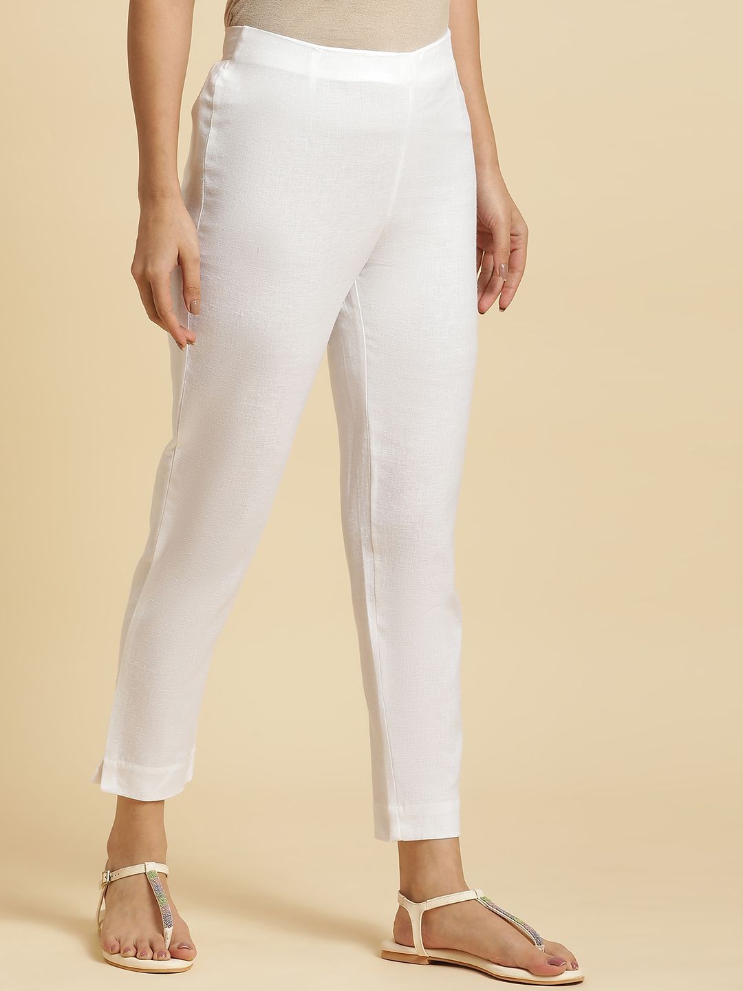 W Women Straight Fit Crop Trousers