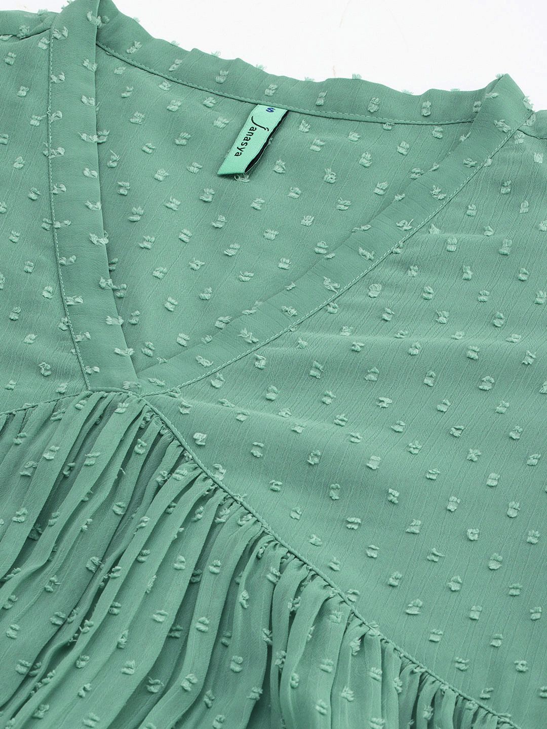Janasya Women's Green Chiffon Self Design Flared Kurta