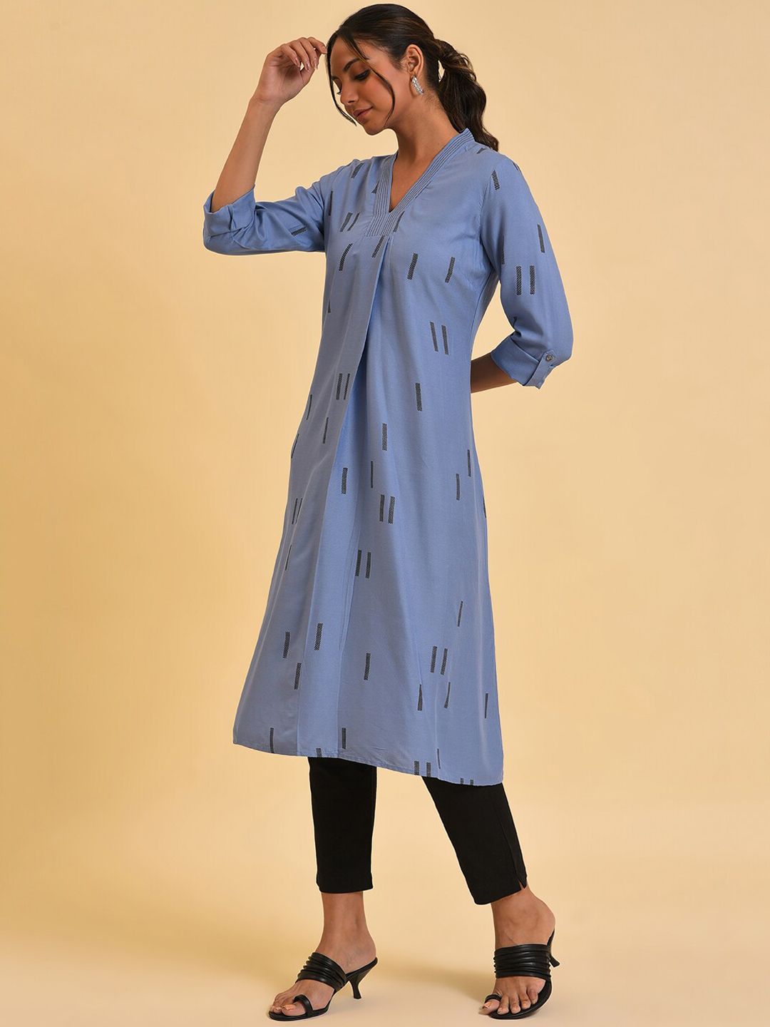 W Blue Geometric Printed Kurta With Trousers