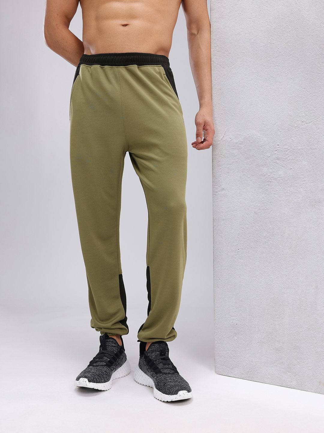HRX by Hrithik Roshan Men Colourblock Rapid-Dry Running Joggers