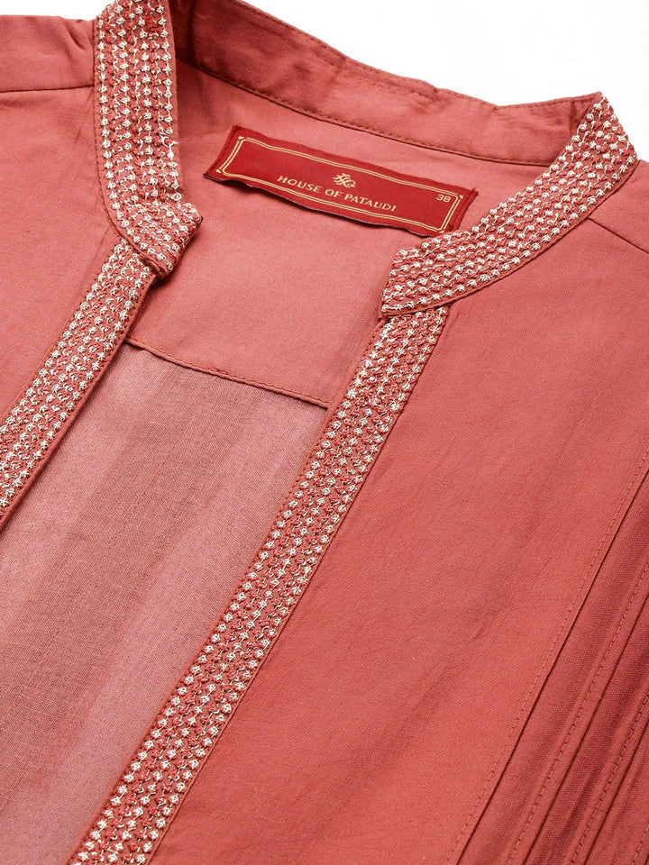 House of Pataudi Band Collar Thread Work Detailed Jashn Kurta with Trousers