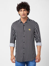 SPYKAR Men Slim Fit Striped Casual Shirt