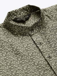 SOJANYA Men Grey & White Ethnic Motifs Woven Design Kurta with Churidar & Nehru Jacket