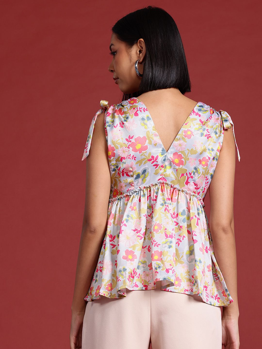 all about you Tie-Up Straps Floral Print Top