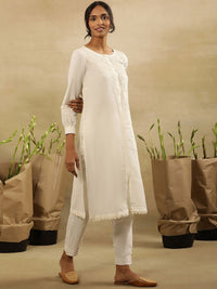W Ethnic Motifs Embroidered Pure Cotton White Romance Straight Kurta