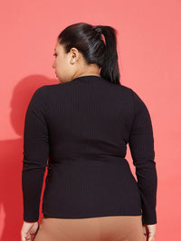 SASSAFRAS Curve Plus Size Wrap Top