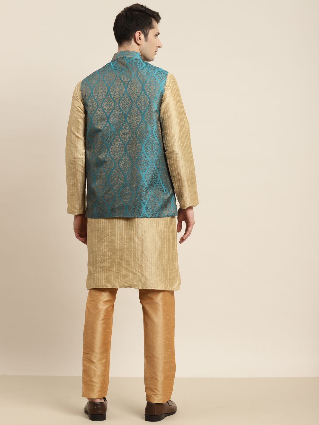 SOJANYA Men Golden & Teal Blue Kurta with Churidar & Nehru Jacket