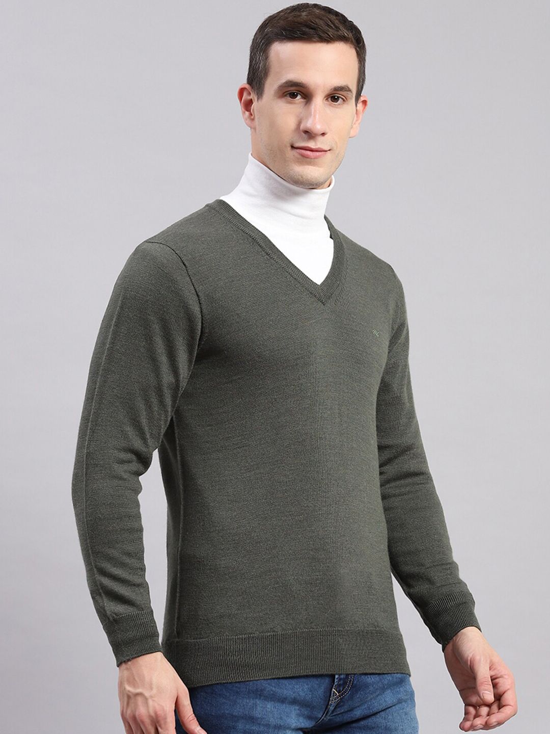 Monte Carlo Men V-Neck Woollen Pullover