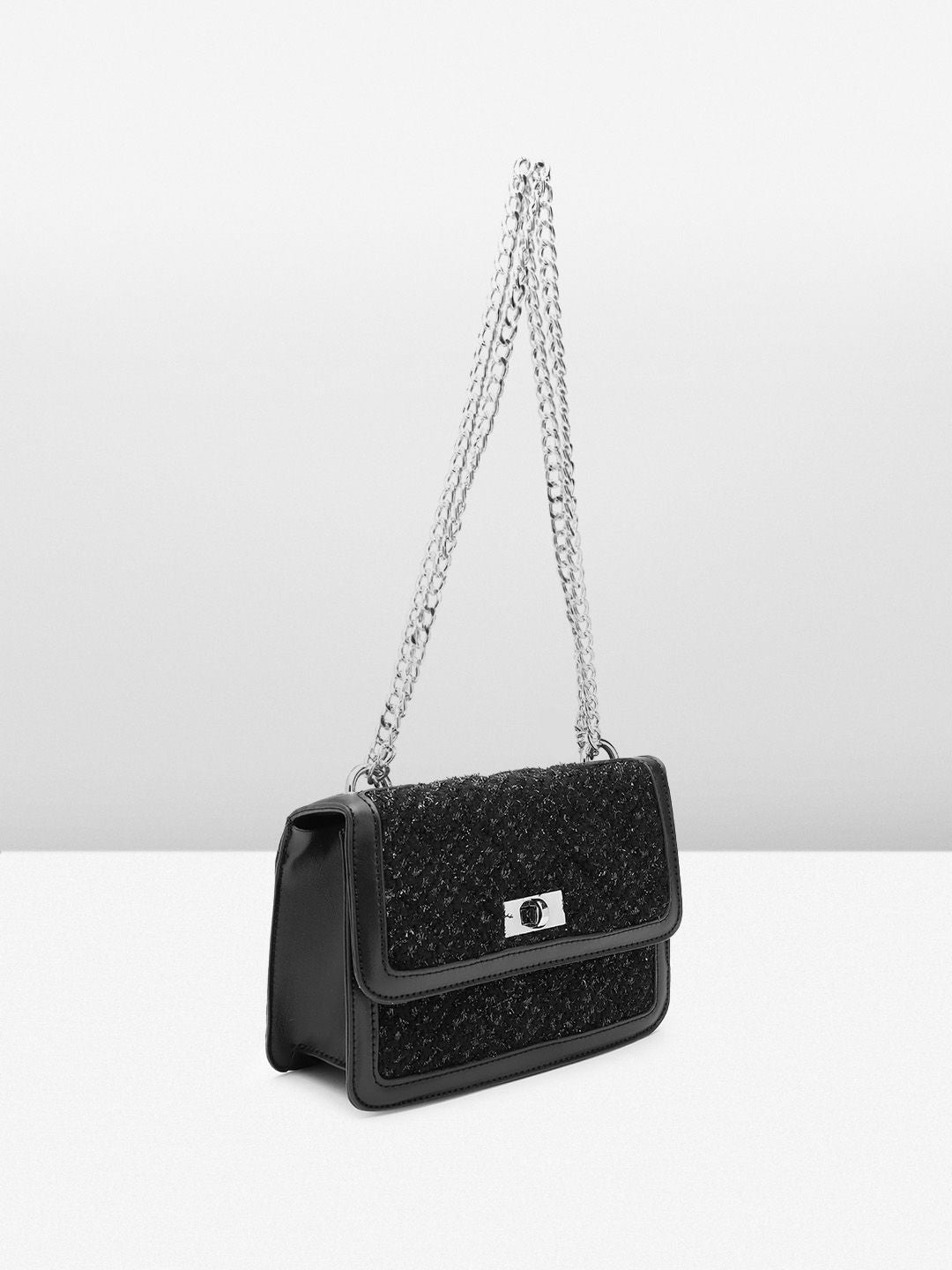 Beg Sling Berstruktur Lino Perros dengan Butiran Quilted