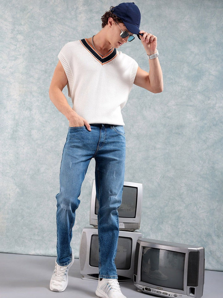 The Indian Garage Co Men Slim Fit Mildly Distressed Light Fade Jeans