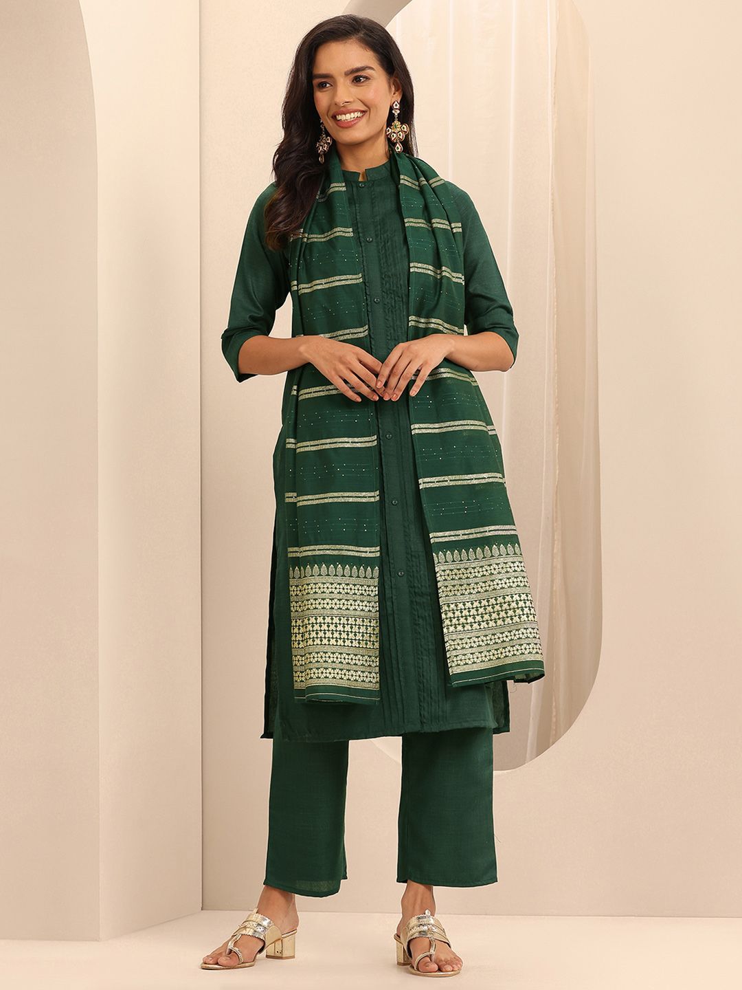 Libas Mandarin Collar Pleated Straight Kurta With Trousers & Dupatta