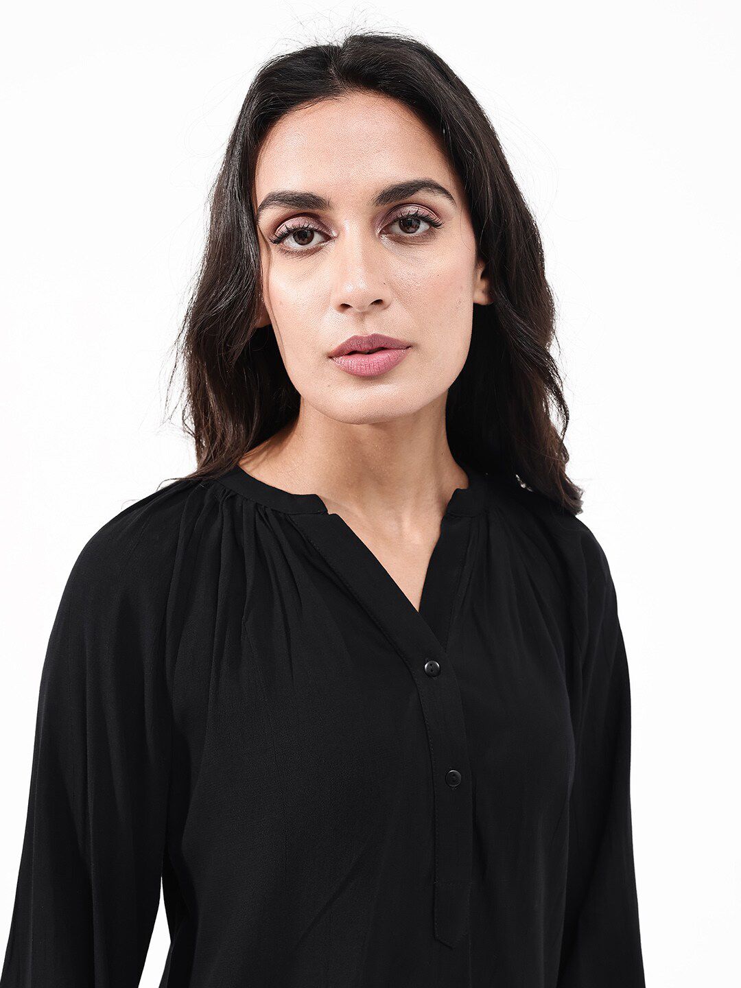 RAREISM Kella V-Neck Cuffed Sleeves Regular Top