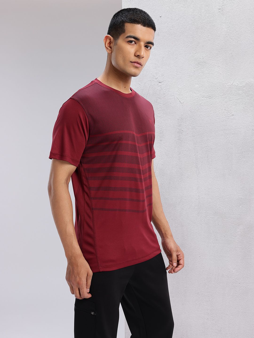 HRX by Hrithik Roshan Striped Rapid-Dry Training T-shirt
