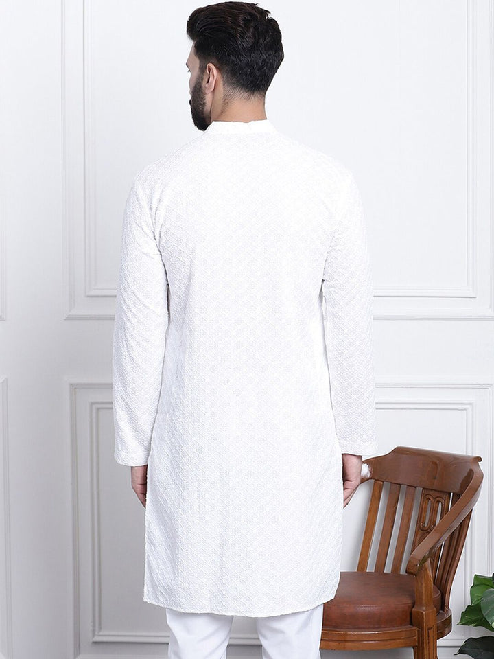 SOJANYA Floral Embroidered Mandarin Collar Pure Cotton Kurta