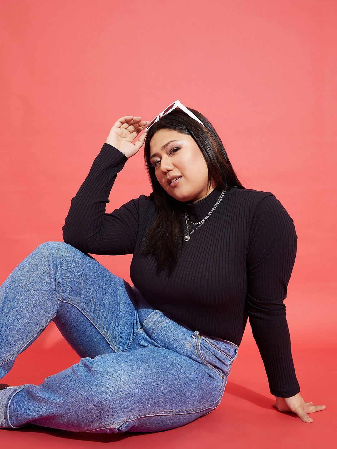SASSAFRAS Curve Plus Size Rib High Neck Fitted Top