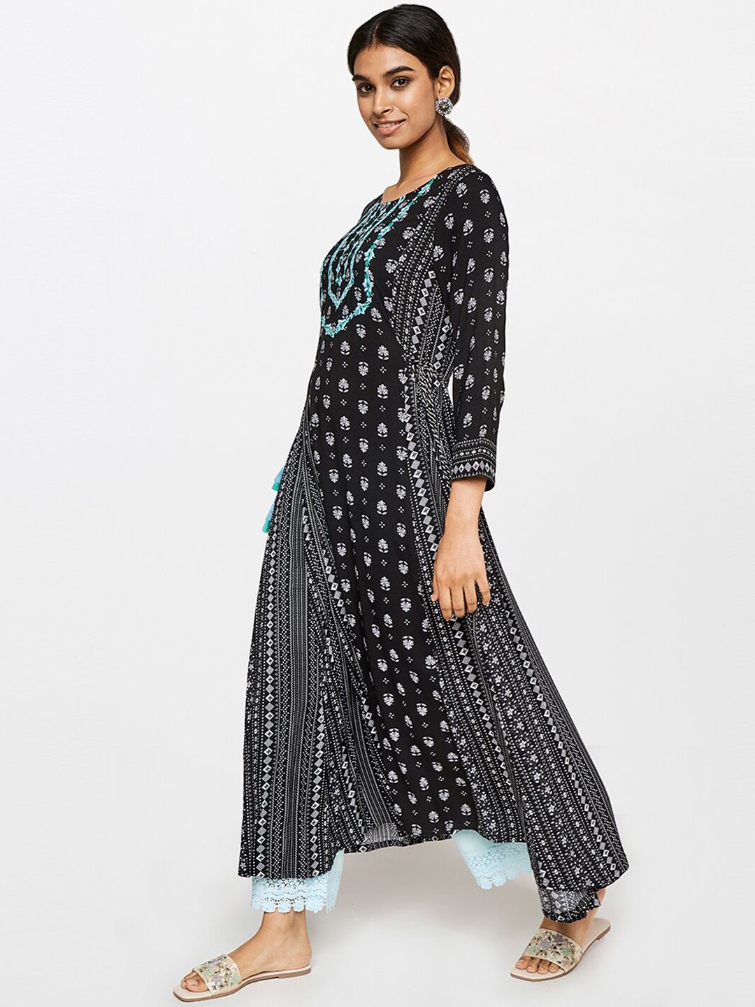 Global Desi Women Black Floral Printed Anarkali Kurta