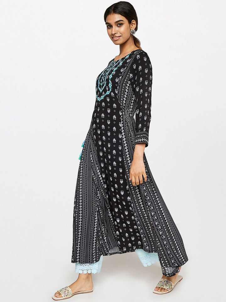 Global Desi Women Black Floral Printed Anarkali Kurta