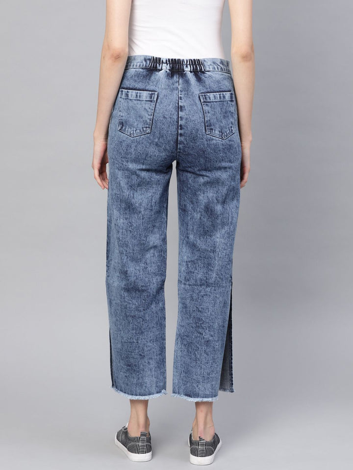 SASSAFRAS Women Blue Straight Fit Mid-Rise Clean Look Cropped Acid wash Jeans