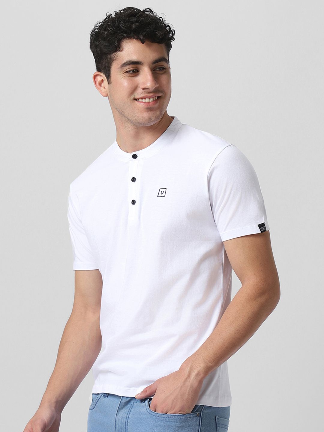 Urbano Fashion Men White Solid Mandarin Collar Pure Cotton T-shirt
