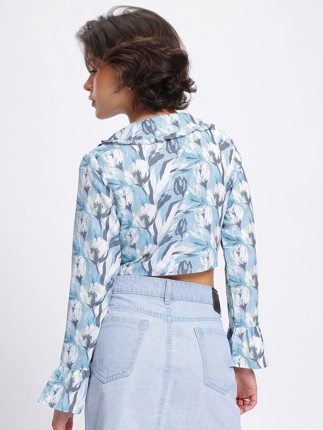 DressBerry Vintage Vibes Floral Tie-Up Neck Crop Top