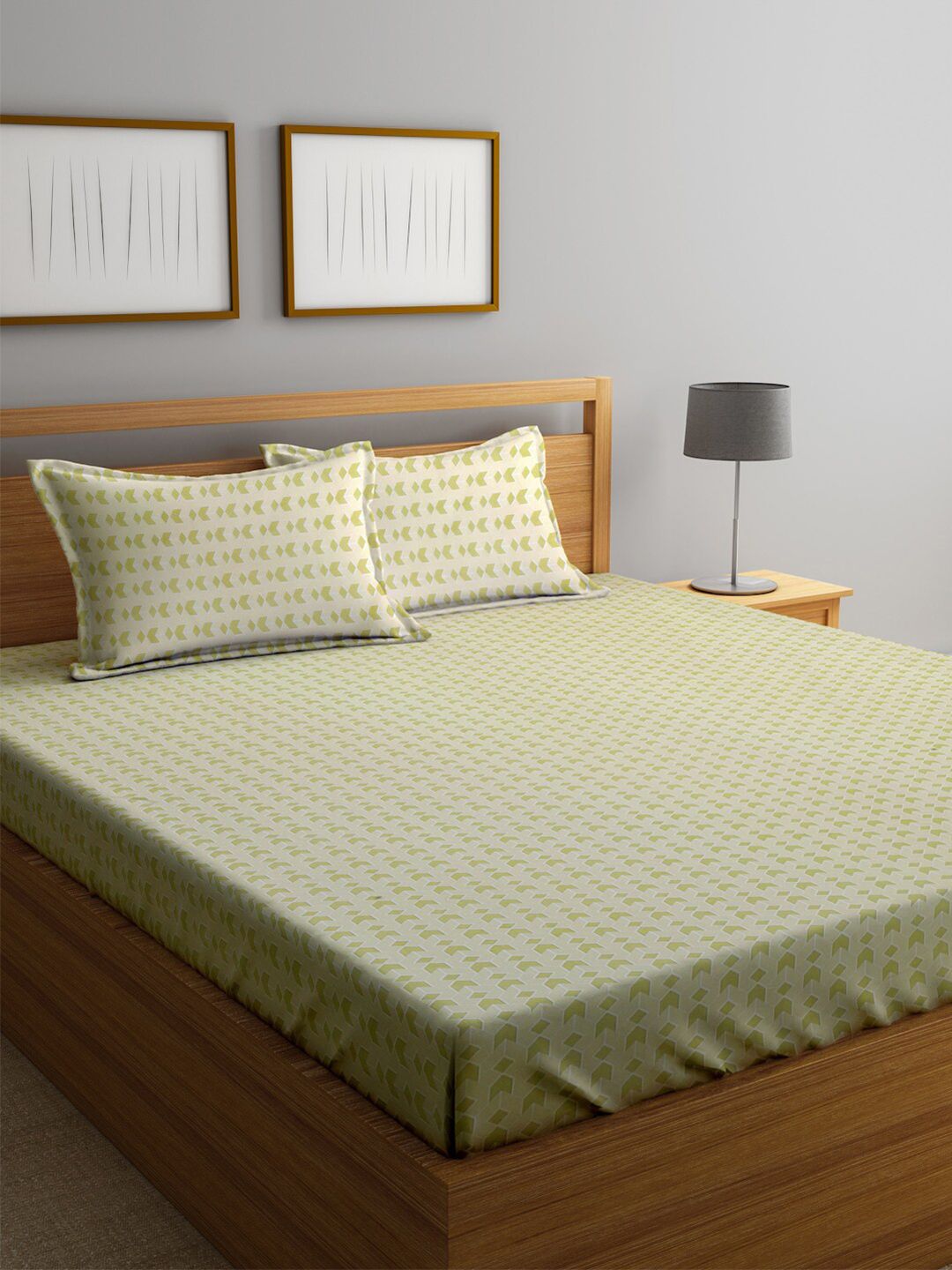 KLOTTHE Olive-Green & White Geometric-Printed 300TC Fitted King Bedsheet & 2 Pillow Covers