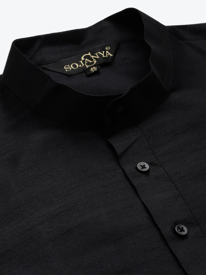 SOJANYA Men Green & Black Ethnic Motifs Jacquard Kurta and Churidar with Nehru Jacket