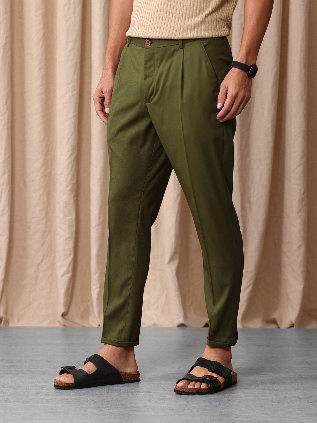 Mr Bowerbird Men Tailored Fit Vintage Pleated Trousers