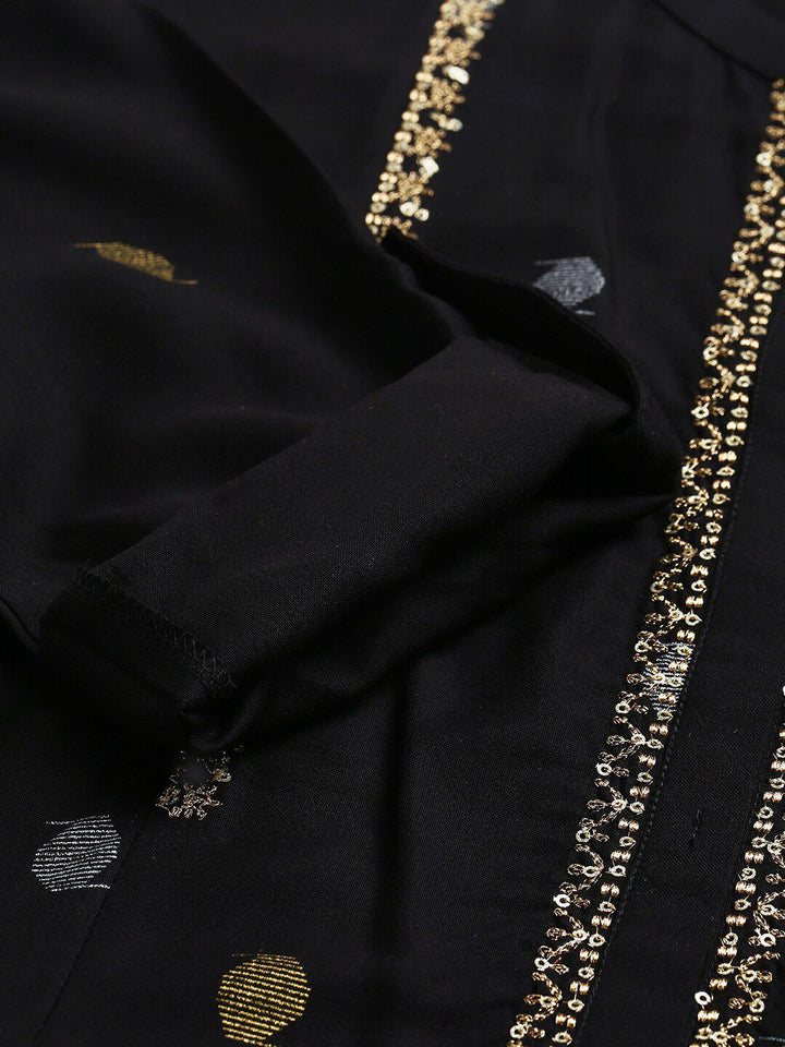 W Women Black Geometric Embroidered Thread Work Kurta