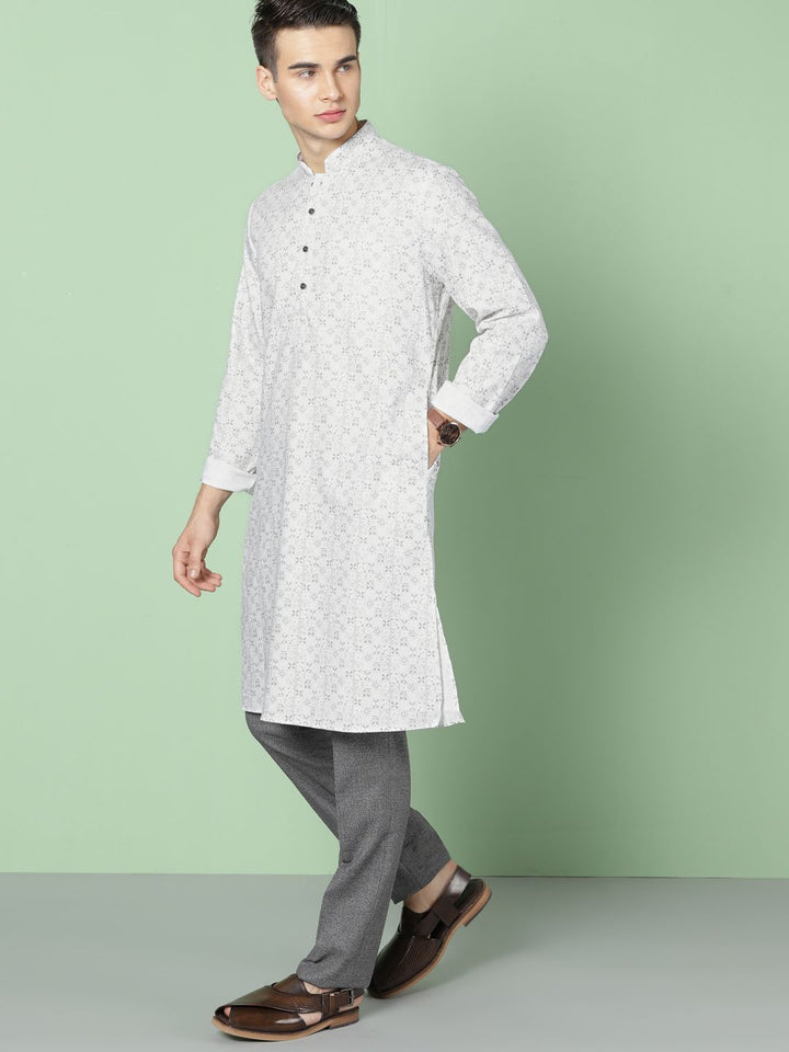 House of Pataudi Men White & Grey Printed Straight  Kurta