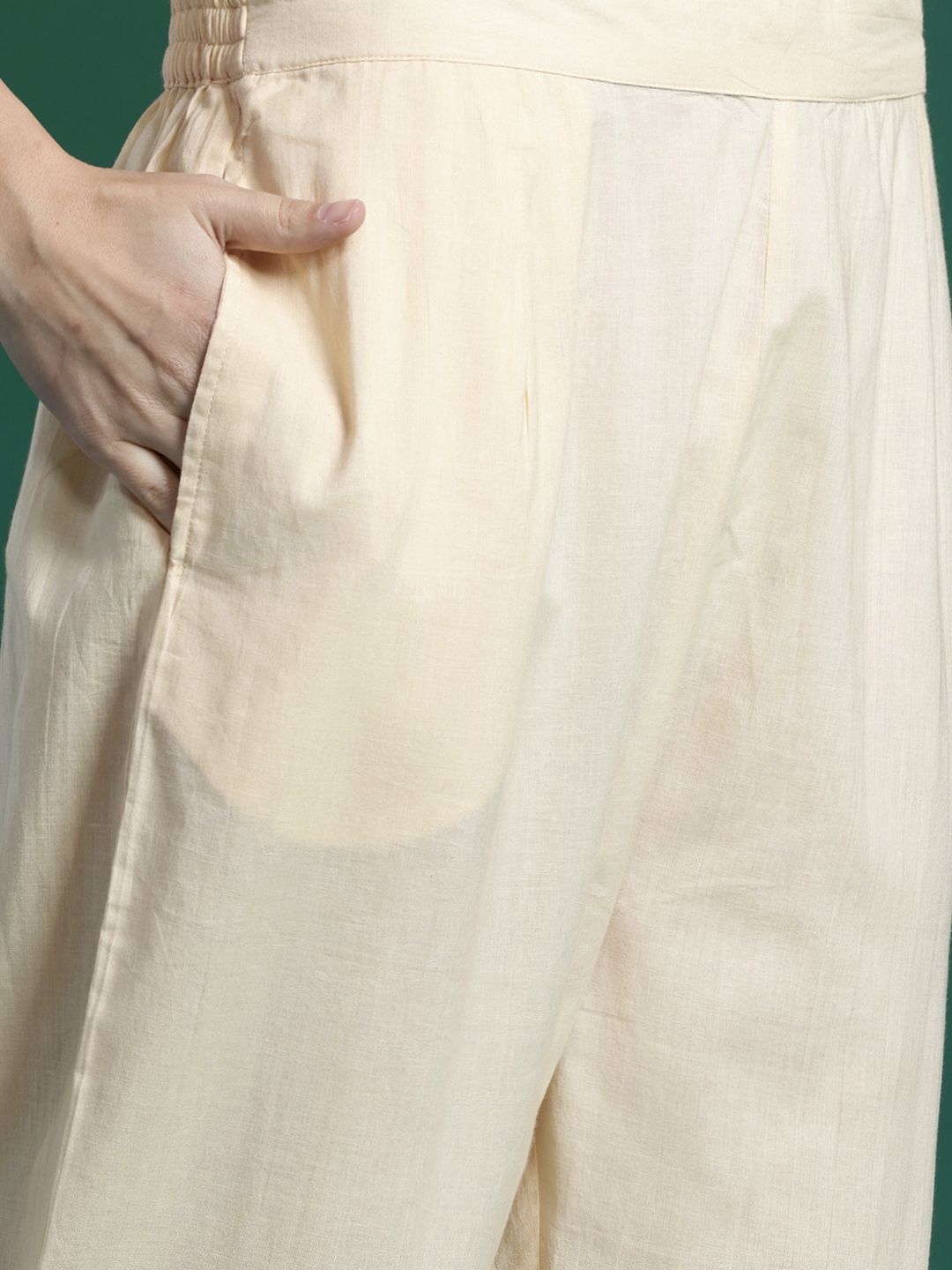 Indo Era Floral Printed Regular Pure Cotton Kurta with Trousers & Dupatta