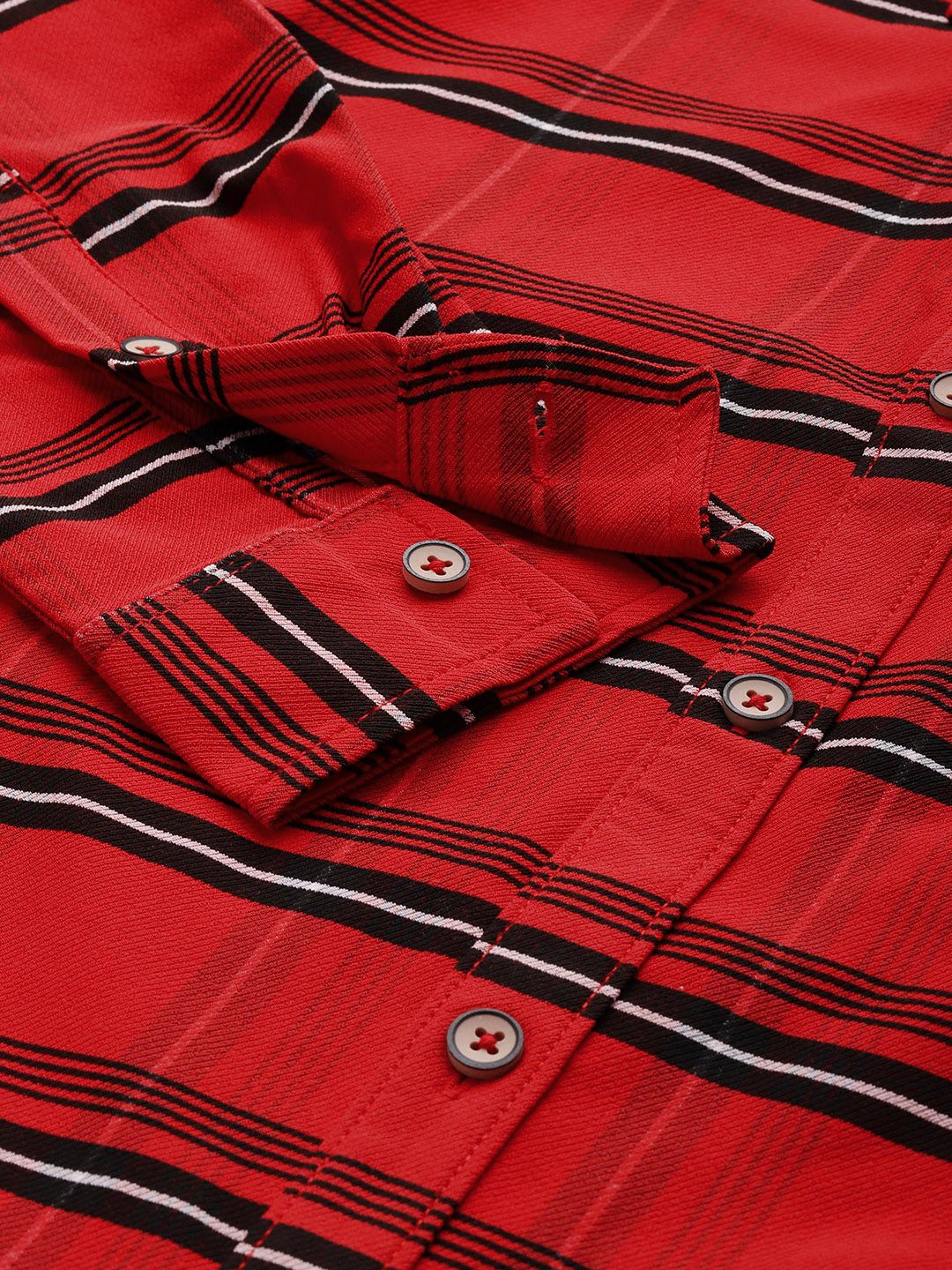 The Indian Garage Co Men Checked Casual Shirt