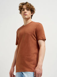 THE BEAR HOUSE Men Solid Round Neck Cotton T-shirt