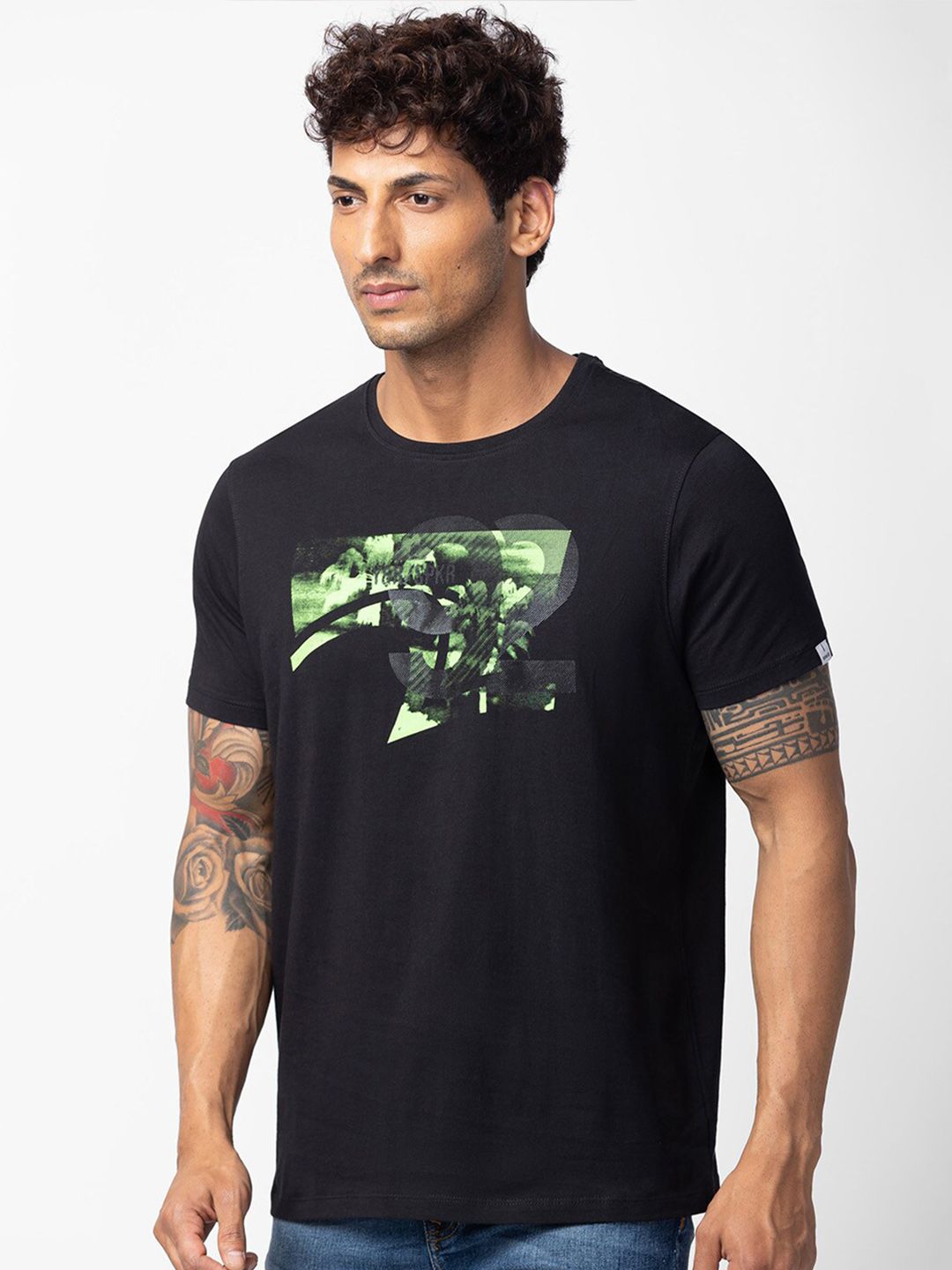 SPYKAR Men Printed Slim Fit Cotton T-shirt
