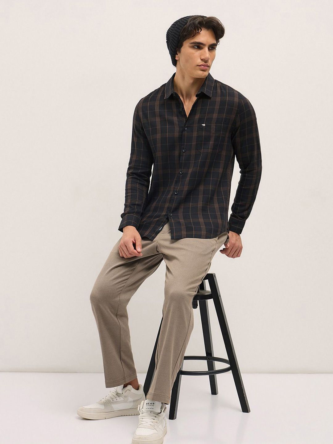 THE BEAR HOUSE Men Slim Fit Opaque Checked Casual Shirt