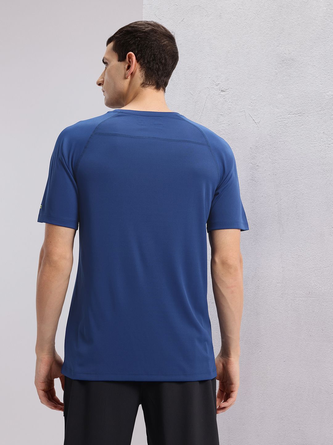 HRX by Hrithik Roshan Typography Print Raglan Sleeves Training T-shirt
